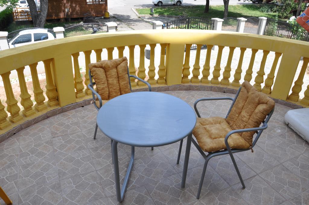 Smestaj Olivera Niska Banja Exterior foto